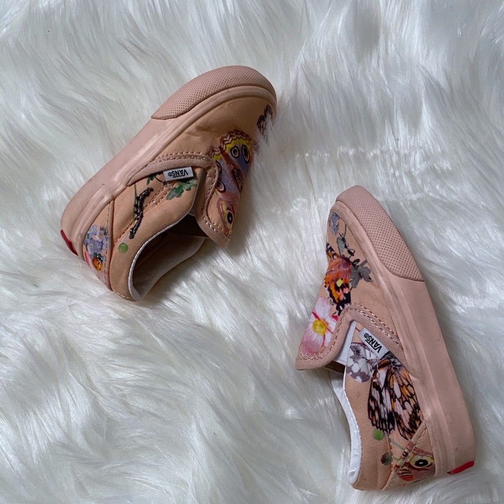 💎Pink/multi color butterfly Vans toddler size 5